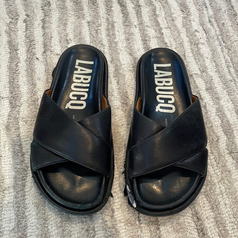 LABUCQ Black Slide On Leather Sandals